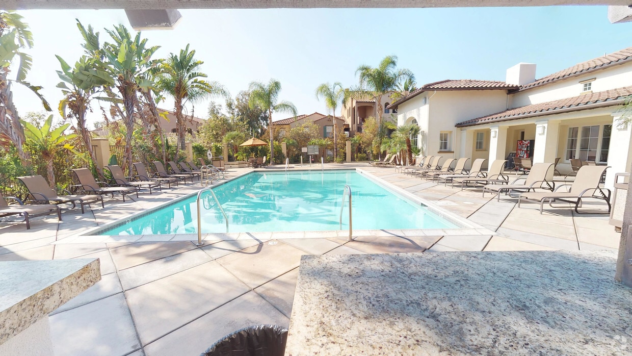 3D Tour - Rancho Monte Vista Apartments