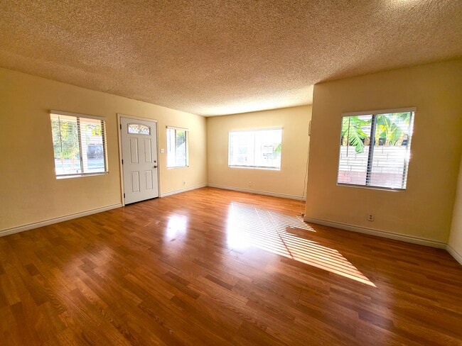 Photo - 11307 Highdale St