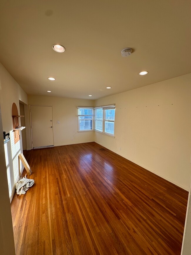 Photo - 825-829 Grant St