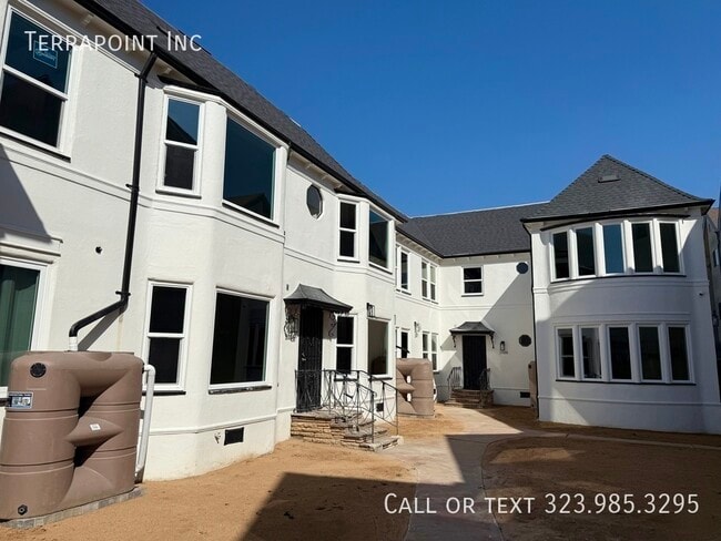 Building Photo - 1036 Westmoreland Ave Unit 4