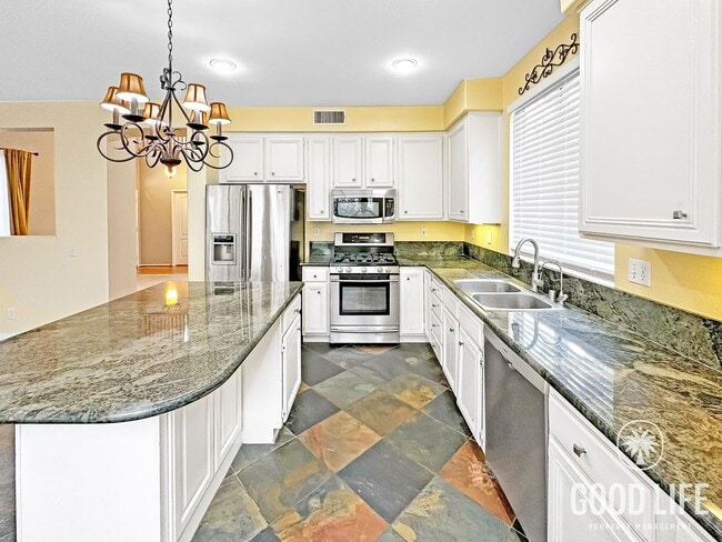 Building Photo - Stunning 4-Bed Home in Gated Mission Viejo Community with Pool, Spa & 2-Car Garage