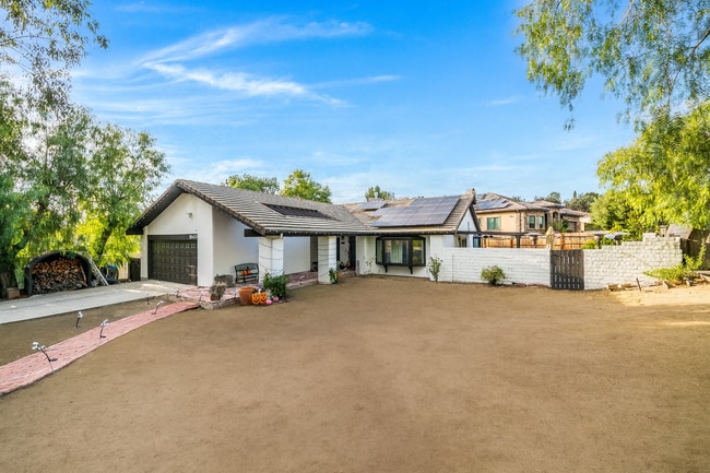 Photo - 28403 Waring Pl