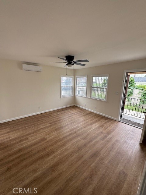 Photo - 11222 Concert St