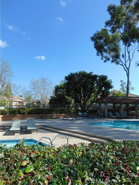 Photo - 2203 Apricot Dr