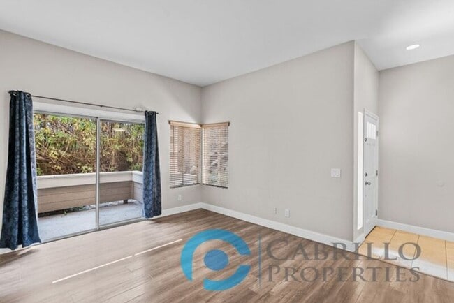 Photo - 3525 Grove St Unit 117