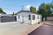 Photo - 8951 Woodley Ave