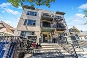 Photo - 1026 W 22nd St Unit 14