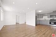 Photo - 649 W 92nd St Townhome