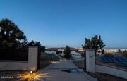 Photo - 1055 Lakeview Dr