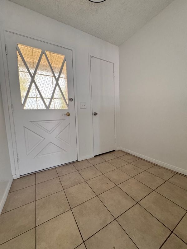 Photo - 41272 Mayberry Ave