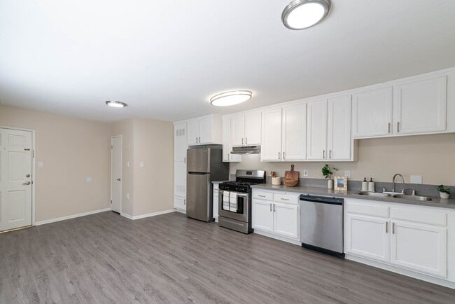 Photo - Highland Parc South