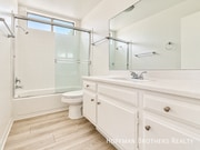 Photo - 3339 S Canfield Ave Unit 211