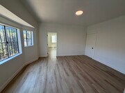 Photo - 2139 Venice Blvd Unit 2139 Venice Blvd