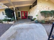 Photo - 25915 Jesmond Dene Rd