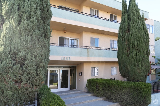 Photo - 1533 Hi Point St