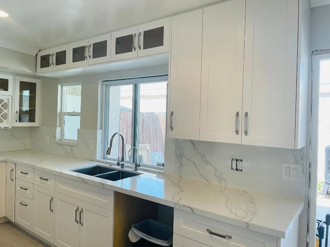 Photo - 1419 N Elderberry Ave