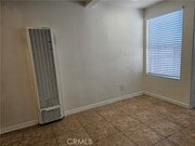 Photo - 218 E 25th St