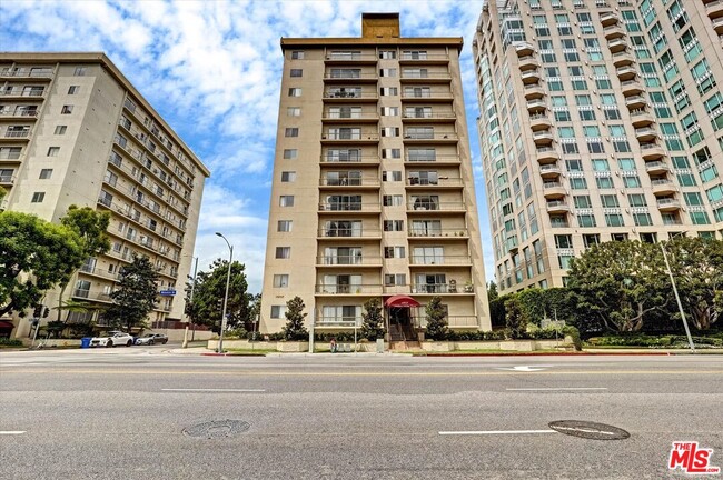 Photo - 10747 Wilshire Blvd Unit 1002