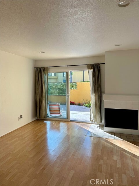 Photo - 25712 Le Parc Unit 39