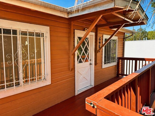 Photo - 5966 Benner St