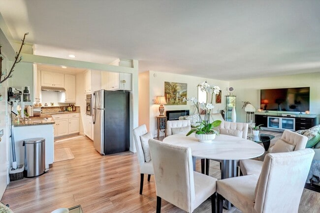Photo - 2 Bedroom Oceanfront Condo in South Laguna Beach Unit 418