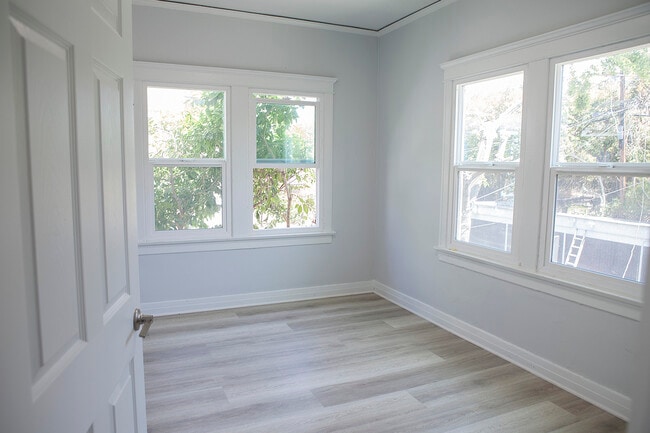 Photo - 2520 5th Ave Unit 2520 1-2
