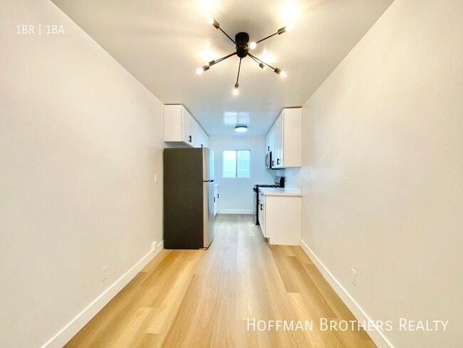 Photo - 136 S Oxford Ave Unit 7