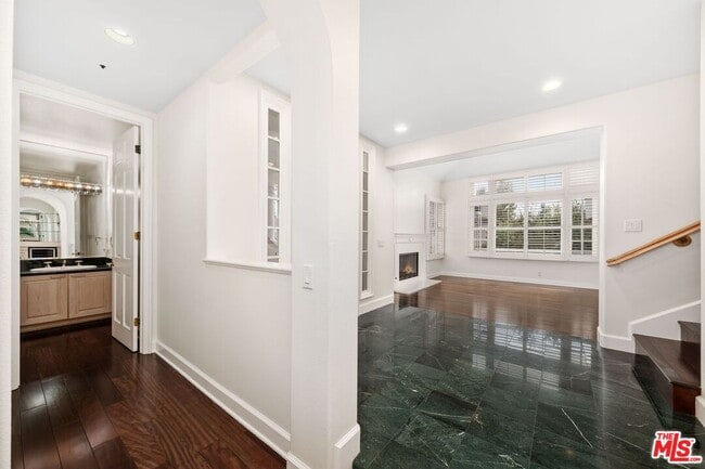 Photo - 11815 Folkstone Ln