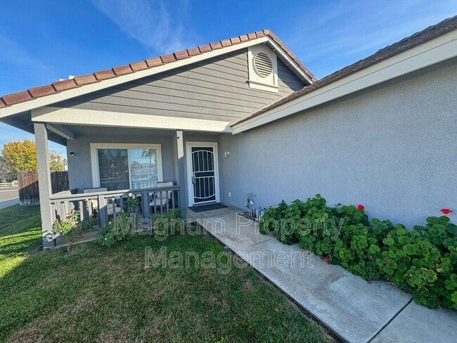 Photo - 30594 Glaspell Ct