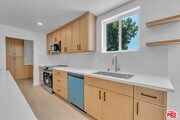 Photo - 6913 1/2 Encino Ave Unit Upper