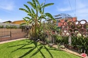 Photo - 2752 Guirado St
