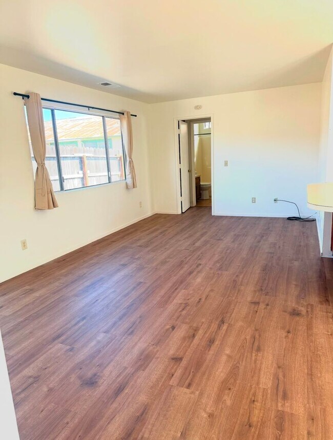 Photo - Charming 2 Bedroom, 1 Bathroom Back House