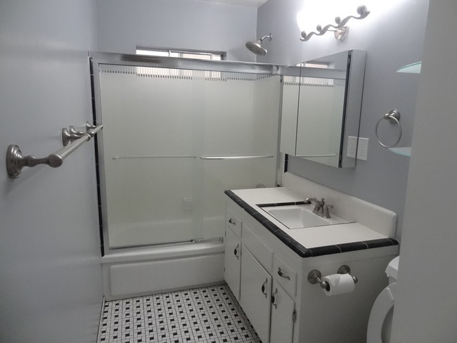 Photo - 653 7th St Unit 653