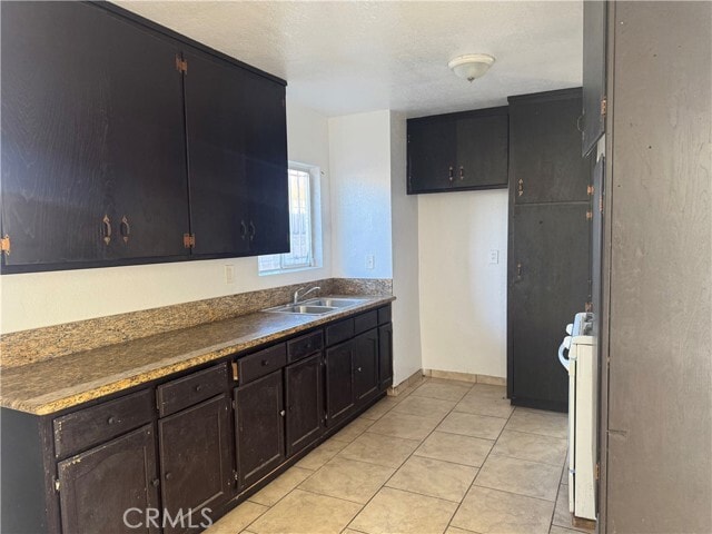 Building Photo - 1111 W 93rd St