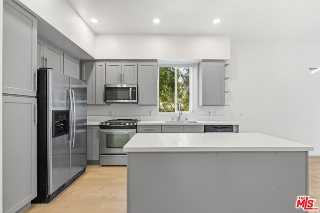 Photo - 12920 W Runway Rd Unit 120