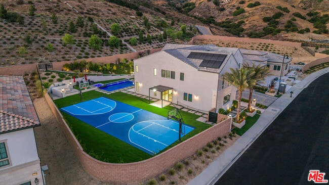 Building Photo - 12553 Ridgeline Rd