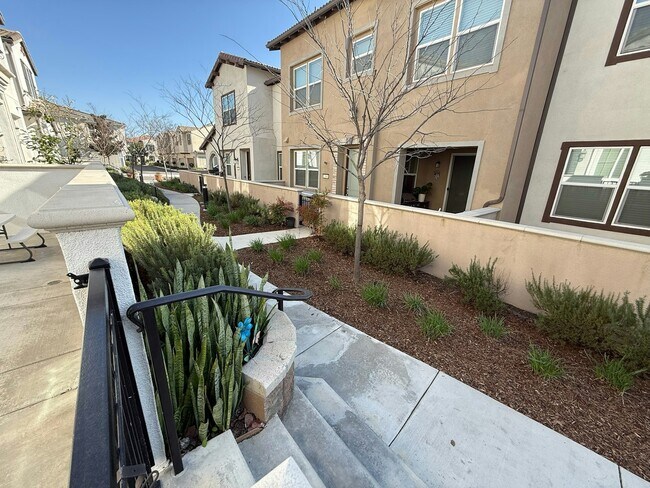 Photo - 7084 Vernazza Pl