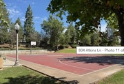 Photo - 804 Atkins St
