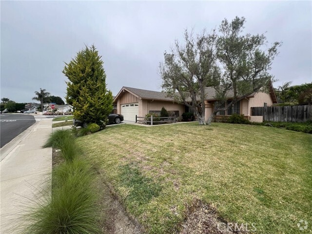Building Photo - 33102 Elisa Dr Rental