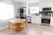 Photo - 739 N Frederic St Townhome
