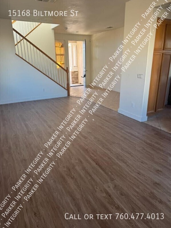 Photo - 15168 Biltmore St