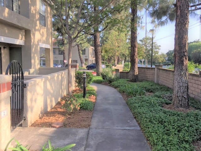 Photo - 8167 Vineyard Ave