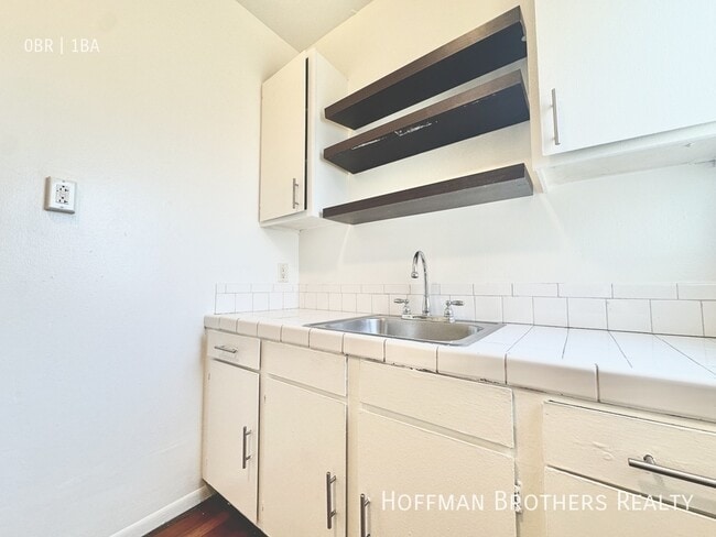 Photo - 806 Lucile Ave