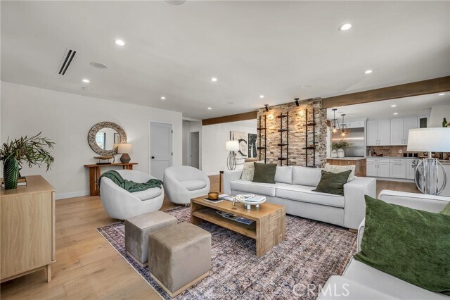 Photo - 5110 Greenbush Ave