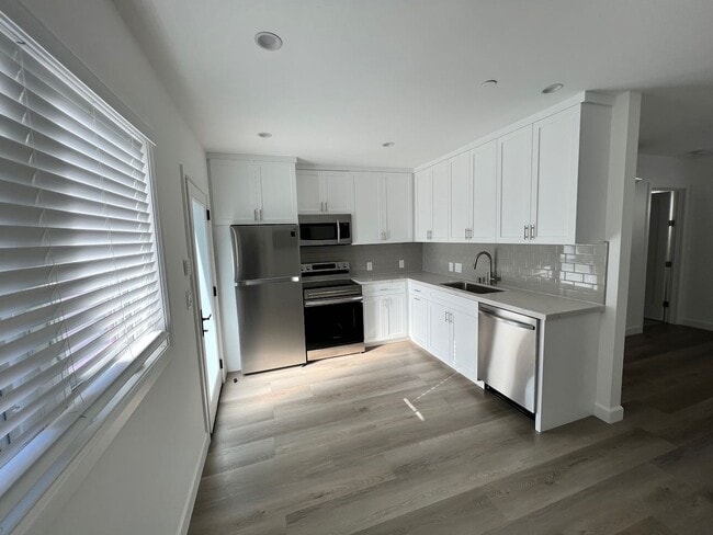 Photo - 1337 23rd St Unit E