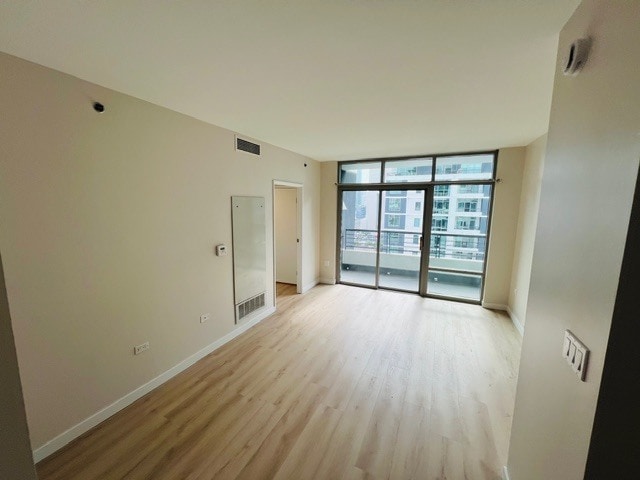 Photo - 425 W Beech St