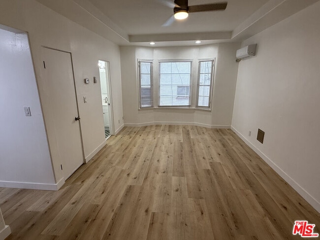 Photo - 821 S Wilton Pl Unit 107