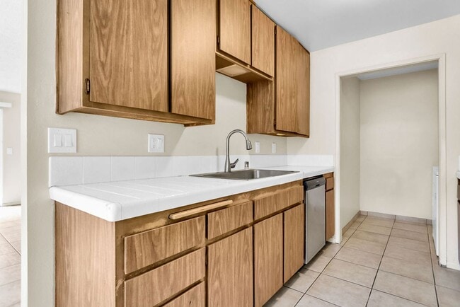 Photo - Great three bedroom/two bath single level corner townhome in UTC!