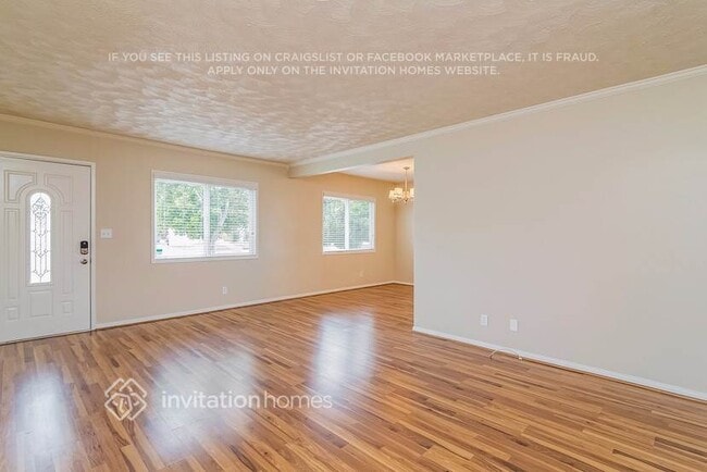 Photo - 736 E Newburgh St