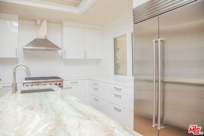 Photo - 17965 Seabreeze Dr